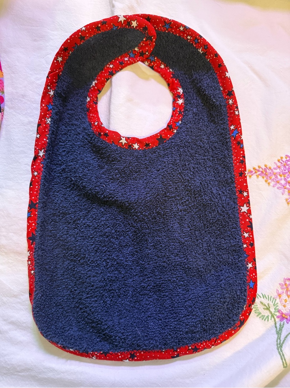 4th of July !
Handmade Navy Blue Baby Bib with Red Star Trim. New